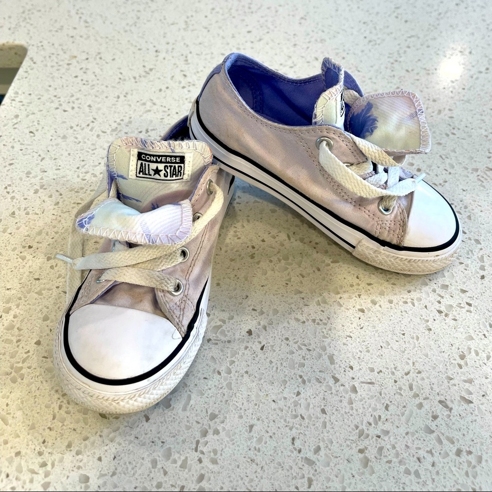 Girls Lavender Converse All Stars Rare Style!!
